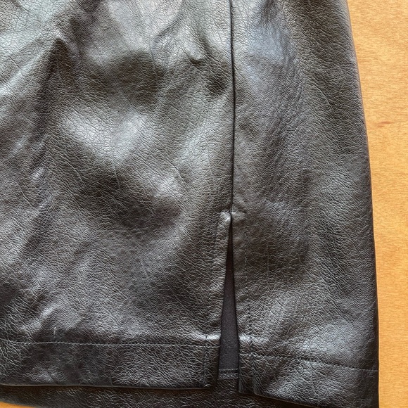 Wild Fable Black Leather Skirt - Picture 3 of 4